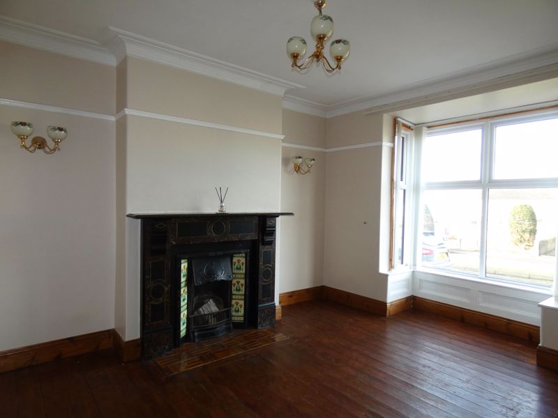 Lounge- click for photo gallery